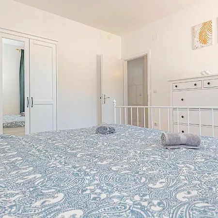 Gorgeous In Danilo With Kitchen Apartment *