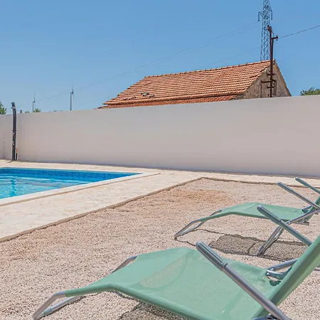 In Danilo With Wifi Protega