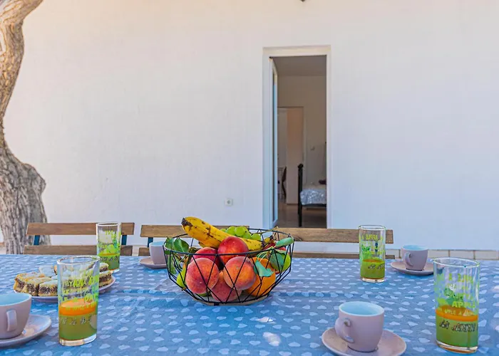 Apartamento In Danilo With Wifi